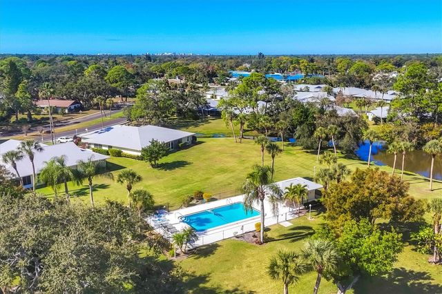 4101 CENTER GATE BOULEVARD 1, Sarasota, FL 34233