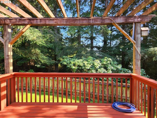 1675 KRISTI Loop, Lakeside, OR 97449