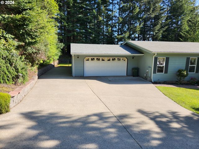1675 KRISTI Loop, Lakeside, OR 97449