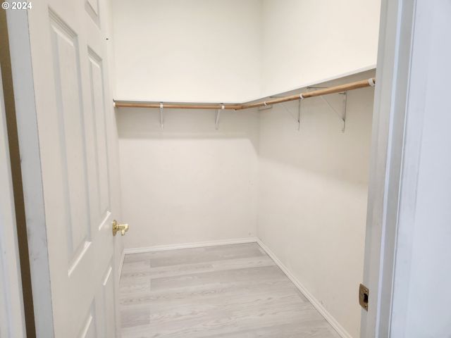 1675 KRISTI Loop, Lakeside, OR 97449