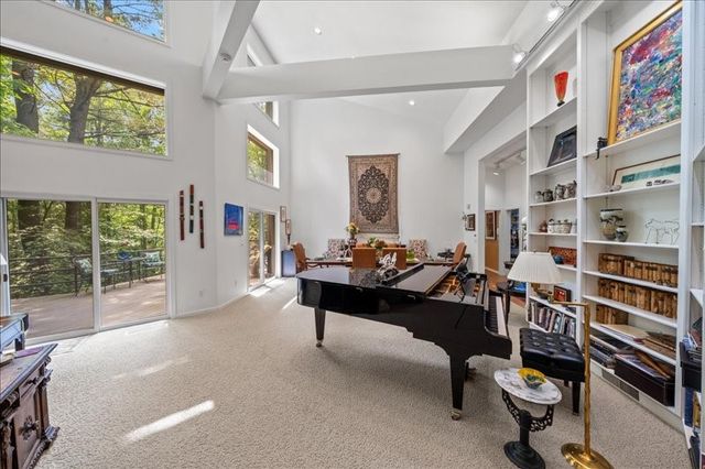 823 Skylane, Union, NY 13760