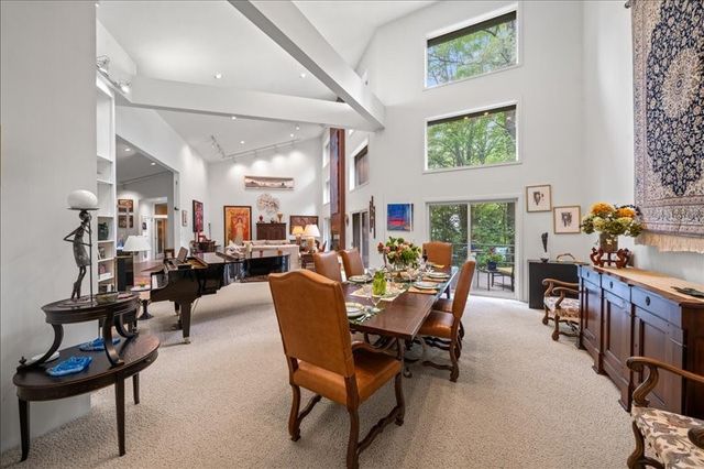 823 Skylane, Union, NY 13760