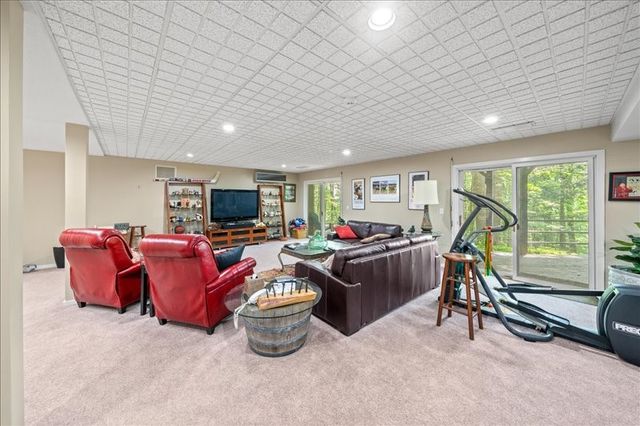 823 Skylane, Union, NY 13760