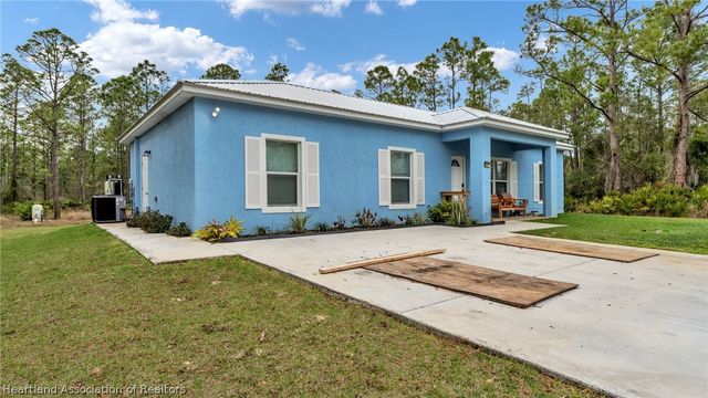 6503 Burkett Avenue, Sebring, FL 33875
