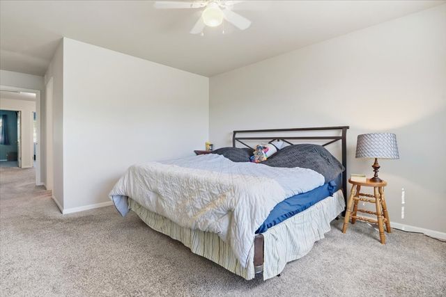 1404 Remington Court, Grayslake, IL 60030