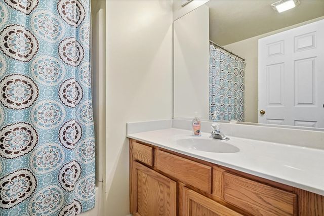 1404 Remington Court, Grayslake, IL 60030
