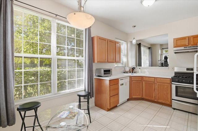 1404 Remington Court, Grayslake, IL 60030