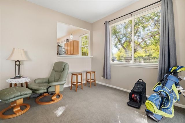 1404 Remington Court, Grayslake, IL 60030