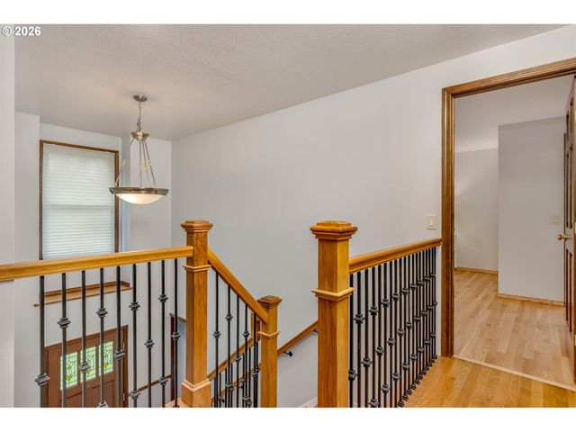 4055 TROUT Way, Lake Oswego, OR 97034