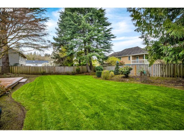 4055 TROUT Way, Lake Oswego, OR 97034