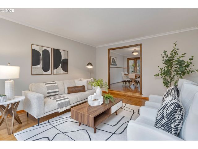 4055 TROUT Way, Lake Oswego, OR 97034