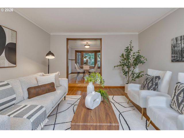 4055 TROUT Way, Lake Oswego, OR 97034