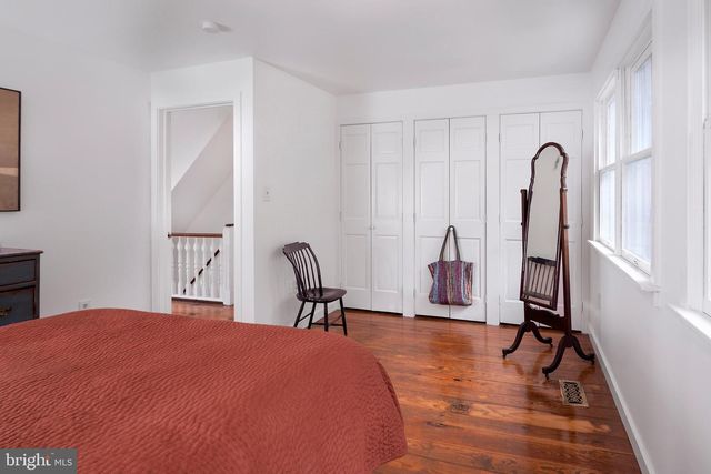 3693 RIVER RD, Lumberville, PA 18933