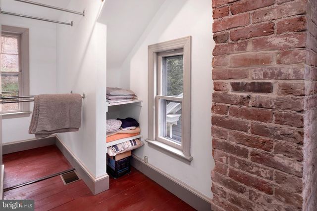 3693 RIVER RD, Lumberville, PA 18933