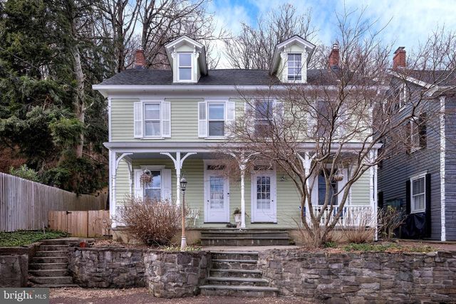 3693 RIVER RD, Lumberville, PA 18933