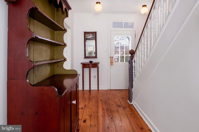 3693 RIVER RD, Lumberville, PA 18933