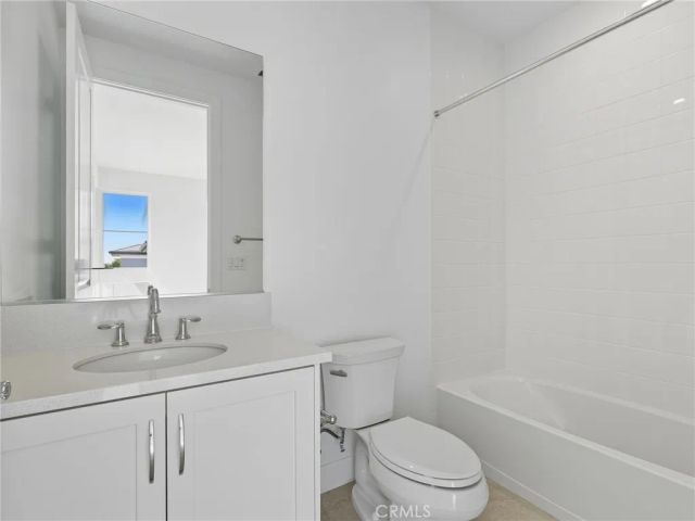 9539 N Andora Avenue, Chatsworth, CA 91311