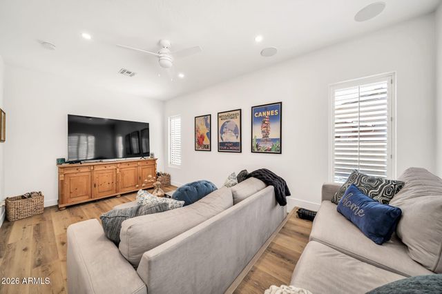 39721 N MAJESTY Trail, Anthem, AZ 85086