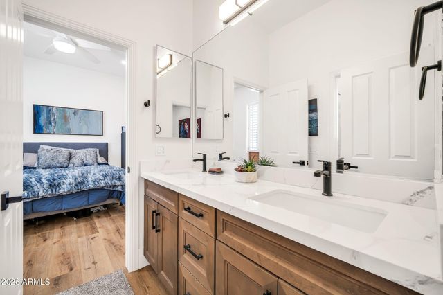 39721 N MAJESTY Trail, Anthem, AZ 85086