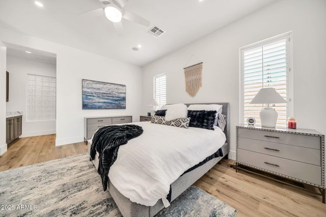 39721 N MAJESTY Trail, Anthem, AZ 85086