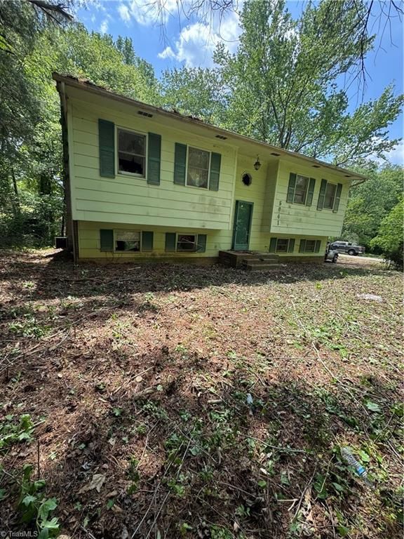 5041 Wind Spring Drive, Winston-salem, NC 27105