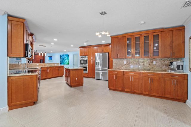 701 Buoy Road, North Palm Beach, FL 33408