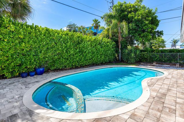 701 Buoy Road, North Palm Beach, FL 33408