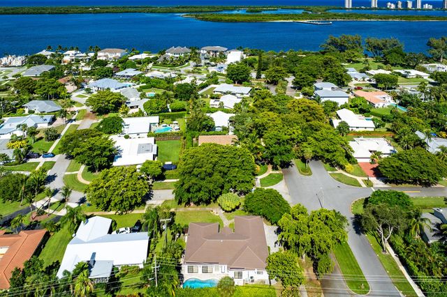 701 Buoy Road, North Palm Beach, FL 33408