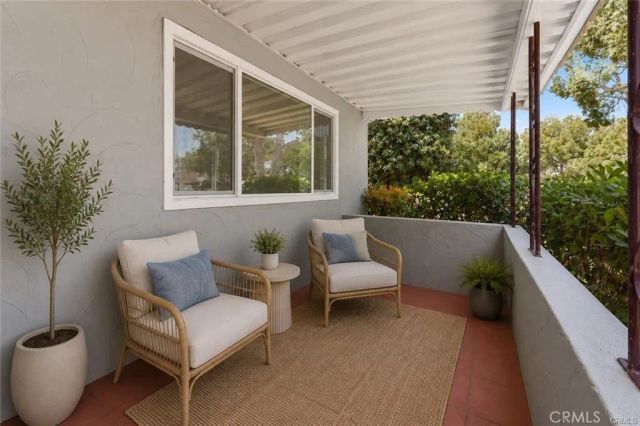 1230 Spazier Avenue, Glendale, CA 91201