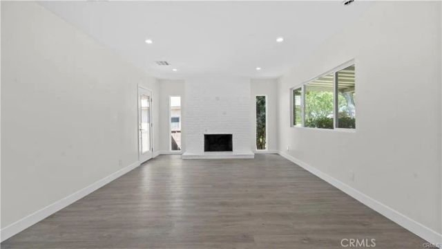 1230 Spazier Avenue, Glendale, CA 91201