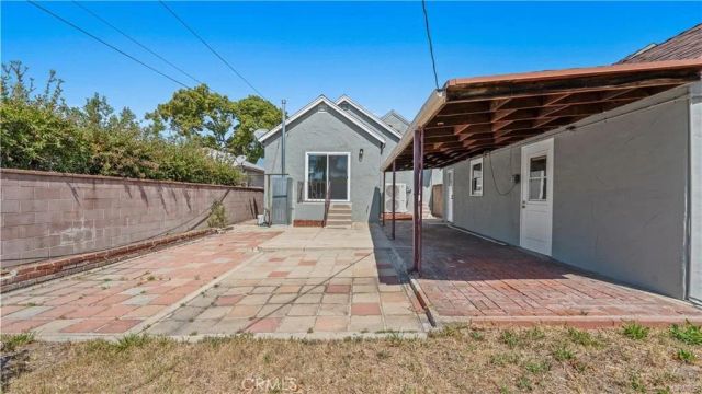 1230 Spazier Avenue, Glendale, CA 91201
