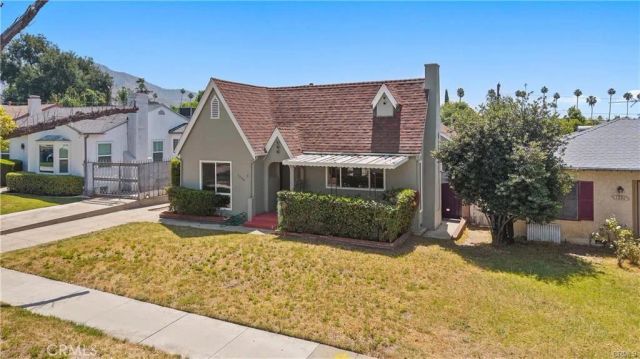 1230 Spazier Avenue, Glendale, CA 91201