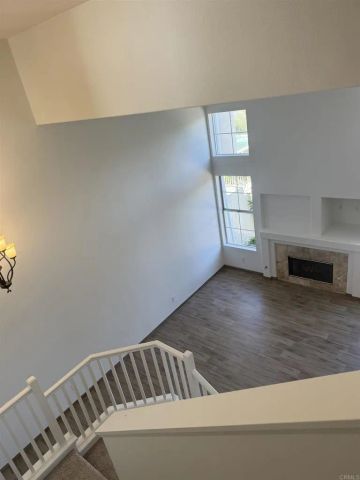 4665 Los Alamos Way C, Oceanside, CA 92057