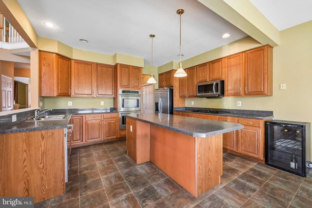 51 FORAGE DR, Mickleton, NJ 08056