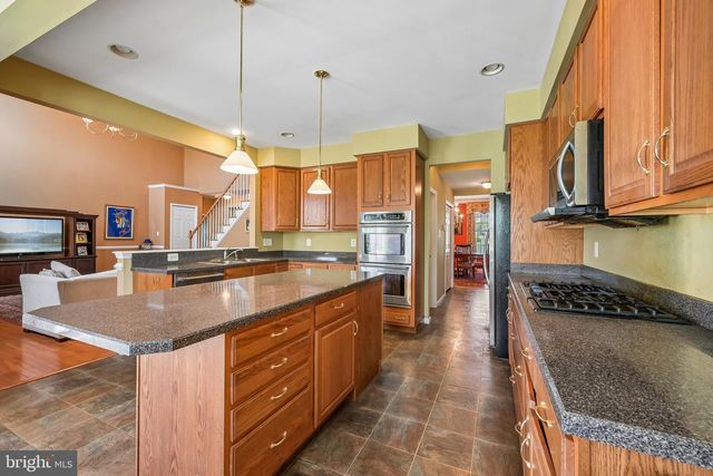 51 FORAGE DR, Mickleton, NJ 08056