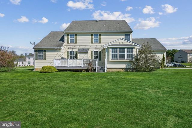 51 FORAGE DR, Mickleton, NJ 08056