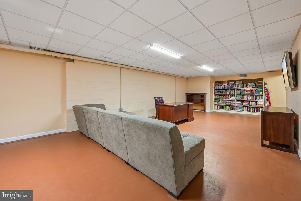 Image 34 of property listing at 51 FORAGE DR, Mickleton, NJ 08056