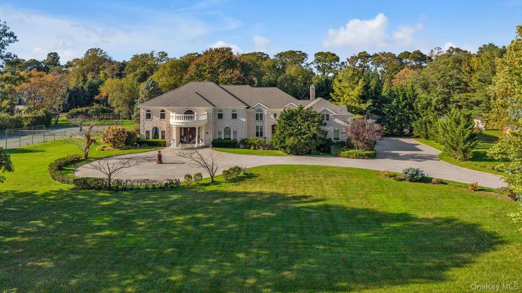 11 Polo Drive, Old Westbury, NY 11568 — exterior