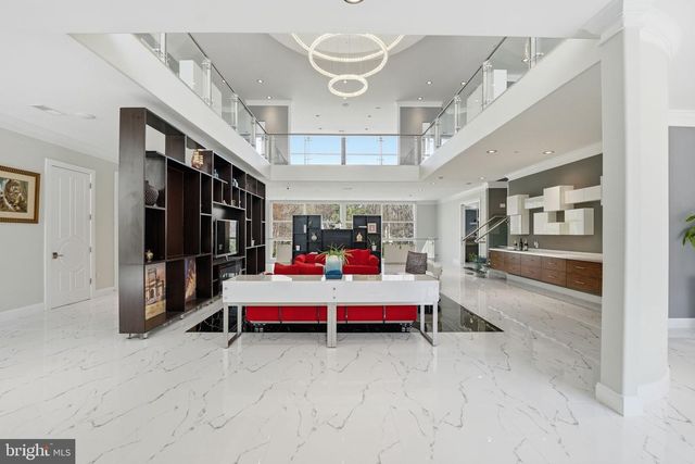 10405 BOSWELL LN, Potomac, MD 20854