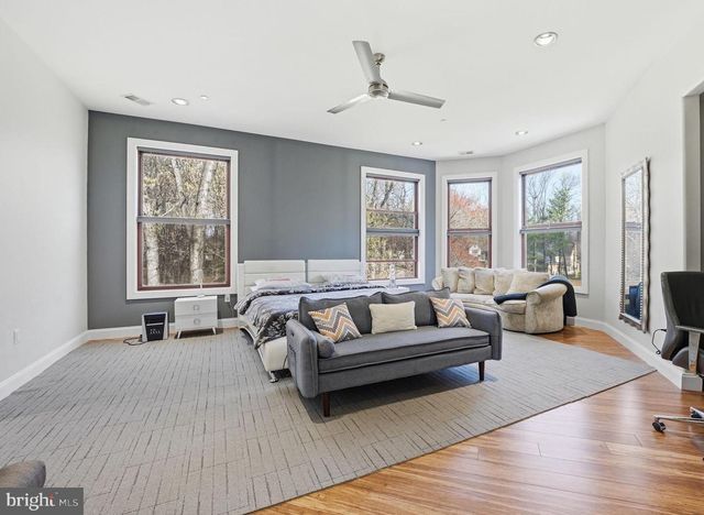 10405 BOSWELL LN, Potomac, MD 20854