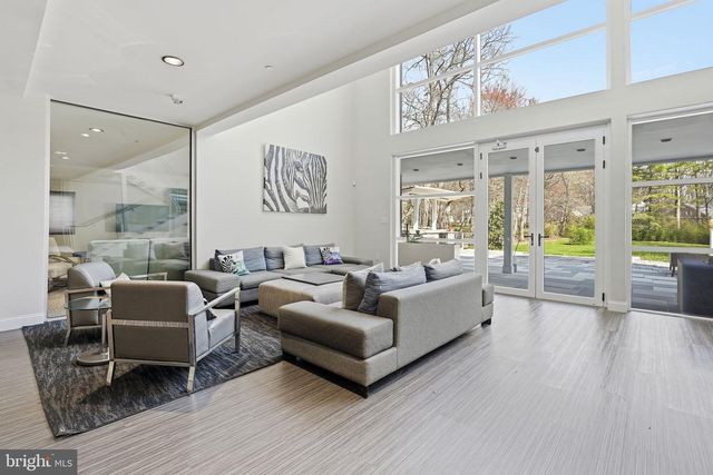 10405 BOSWELL LN, Potomac, MD 20854