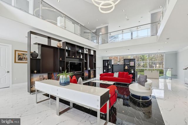 10405 BOSWELL LN, Potomac, MD 20854