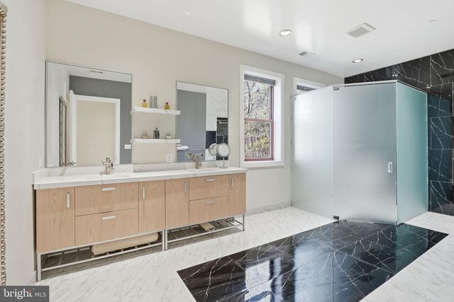 10405 BOSWELL LN, Potomac, MD 20854