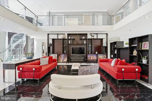 10405 BOSWELL LN, Potomac, MD 20854