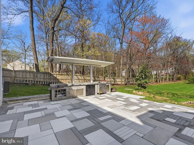 10405 BOSWELL LN, Potomac, MD 20854