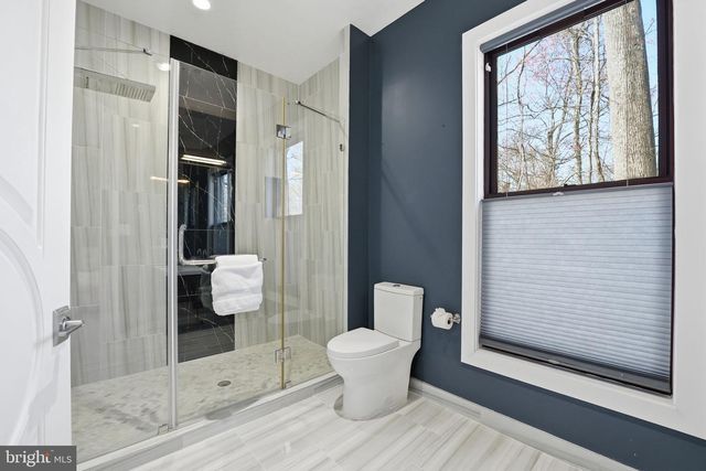 10405 BOSWELL LN, Potomac, MD 20854