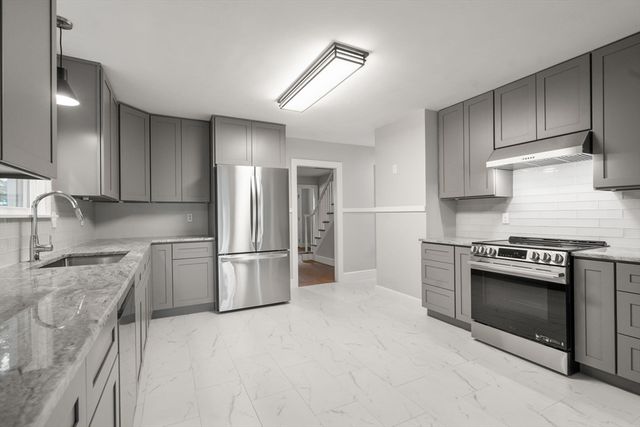 4 Westborough St, Worcester, MA 01604