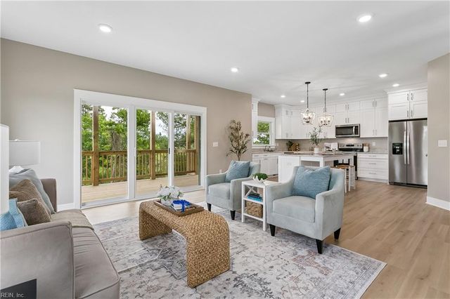 54 N Lawson RD, Poquoson, VA 23662