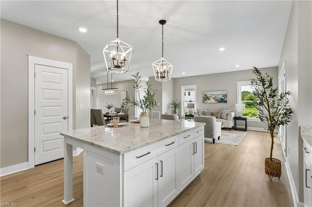 54 N Lawson RD, Poquoson, VA 23662