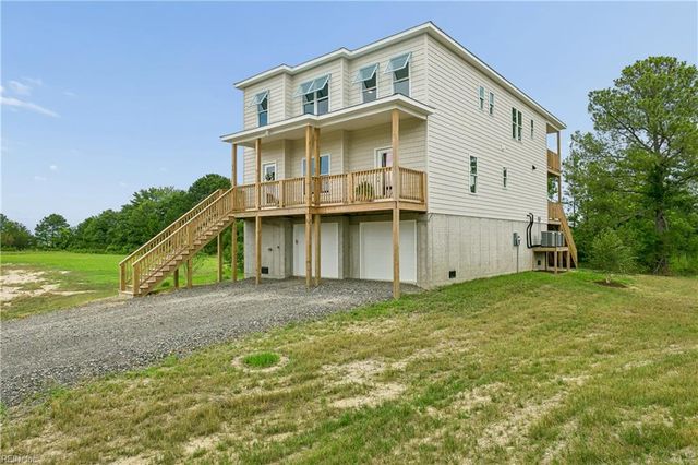 54 N Lawson RD, Poquoson, VA 23662
